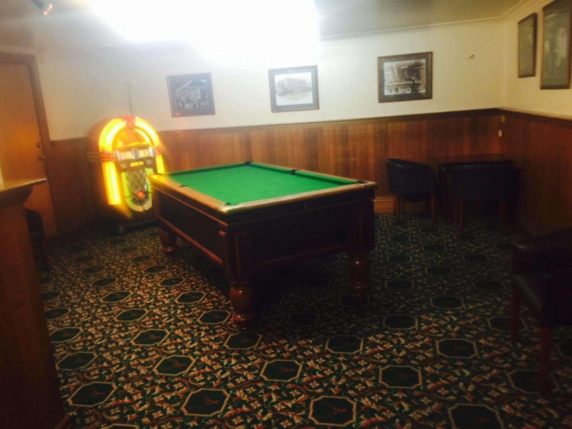 Man O'Ross Hotel エクステリア 写真