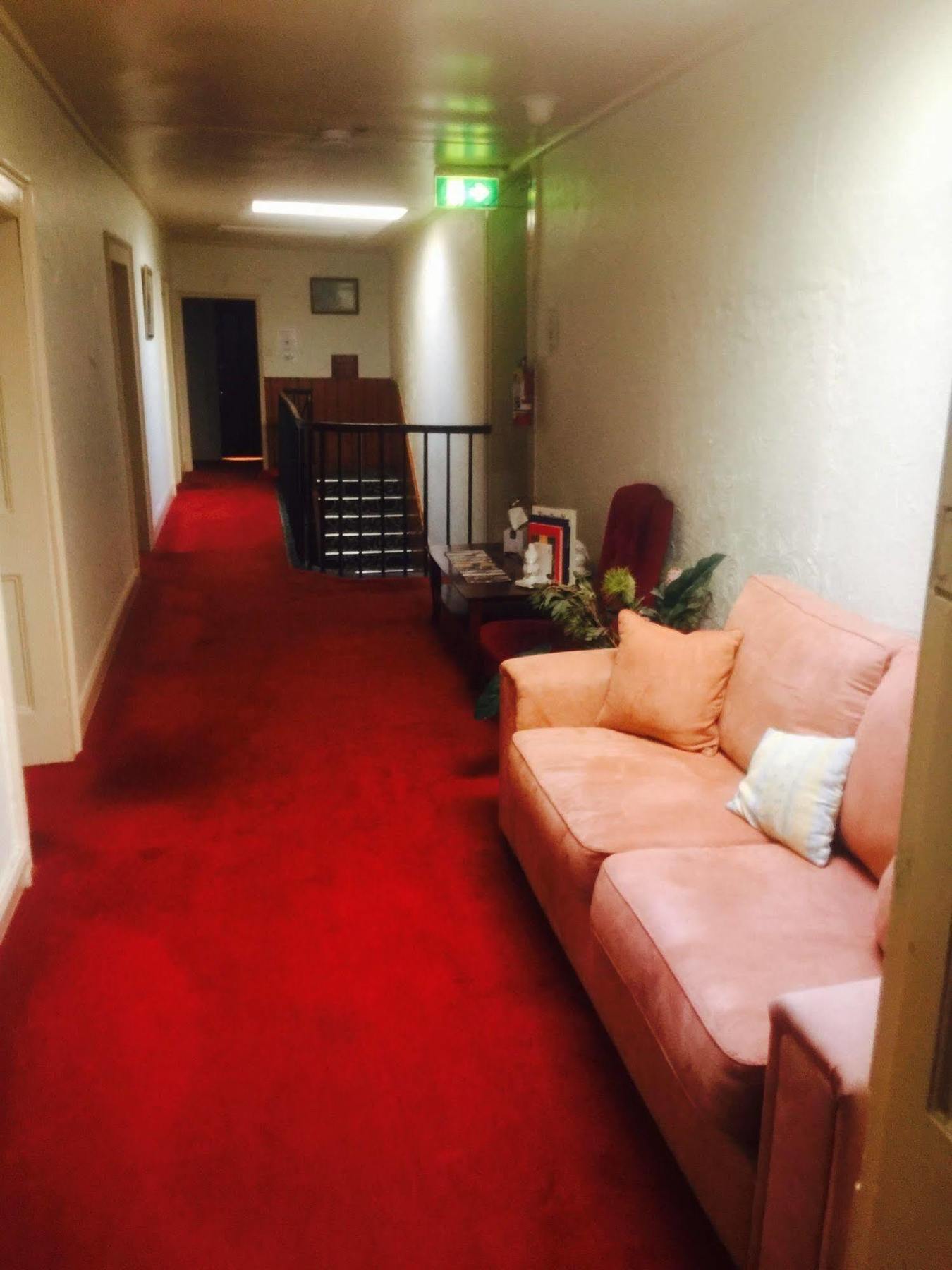 Man O'Ross Hotel エクステリア 写真